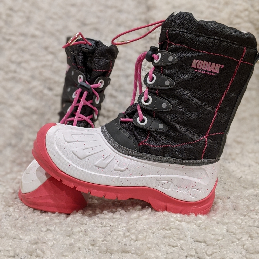 Waterproof Kodiak Glo Winter Boots ❄️